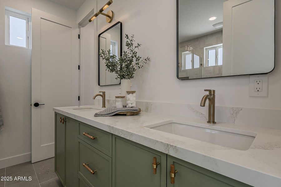 54-web-or-mls-Piccadilly-54 54-web-or-mls-Piccadilly-54