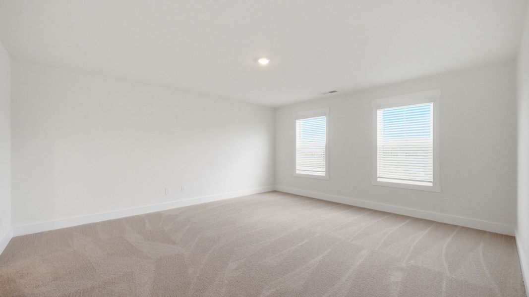 Spacious, unfurnished interior of a new home in The Hideaway at Fox Meadows, Bluff City (Image 25).