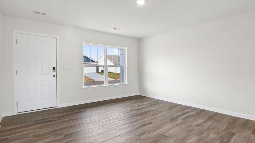 Spacious, unfurnished interior of a new home in Gibson Grove, Laurens (Image 18).