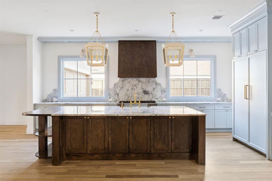 Furnished interior view inside a new home in , Colleyville (Image 4).