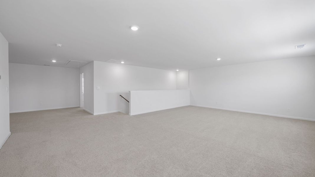 Spacious, unfurnished interior of a new home in Catlett Cove, Knoxville (Image 35).