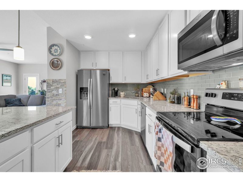 Great Cooking and Entertaining Space Great Cooking and Entertaining Space