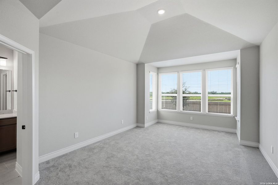 Spacious, unfurnished interior of a new home in Bison Ridge, San Antonio (Image 43). Spacious, unfurnished interior of a new home in Bison Ridge, San Antonio (Image 43).