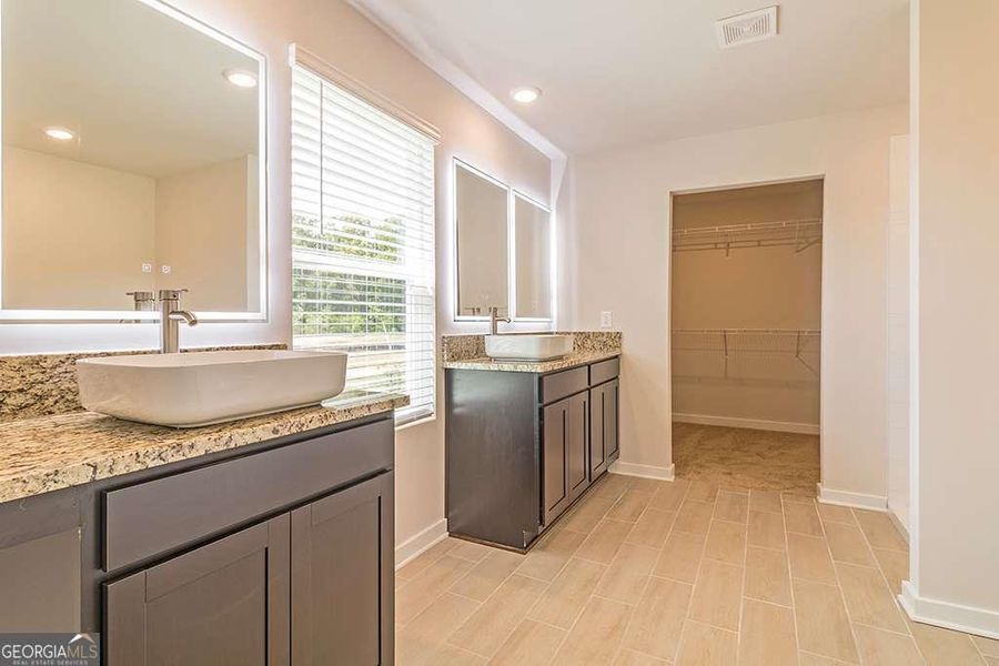 Furnished interior view inside a new home in Fern Dale, Fairburn (Image 5).