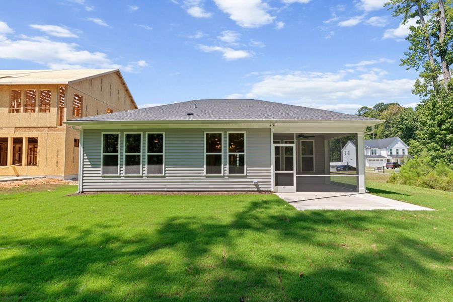 Representative exterior details of a home built from the The Ellery by RobuckHomes in Baylee Ridge, Selma (Image 46).