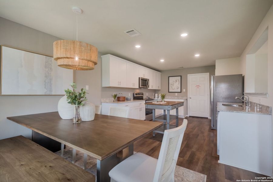 Furnished interior view inside a new home in Cinco Lakes, San Antonio (Image 11). Furnished interior view inside a new home in Cinco Lakes, San Antonio (Image 11).