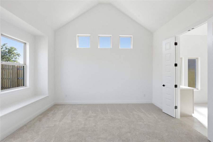 Spacious, unfurnished interior of a new home in Oaks at San Gabriel, Georgetown (Image 15).