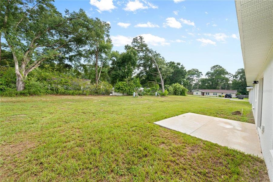 Exterior details and patio area of a home in , Ocala (Image 21).