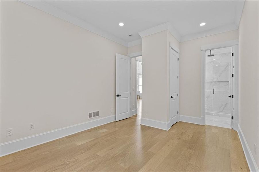 Image 89 of a home in .