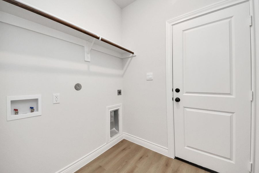 Spacious, unfurnished interior of a new home in Lexington Heights, Willis (Image 28). Spacious, unfurnished interior of a new home in Lexington Heights, Willis (Image 28).