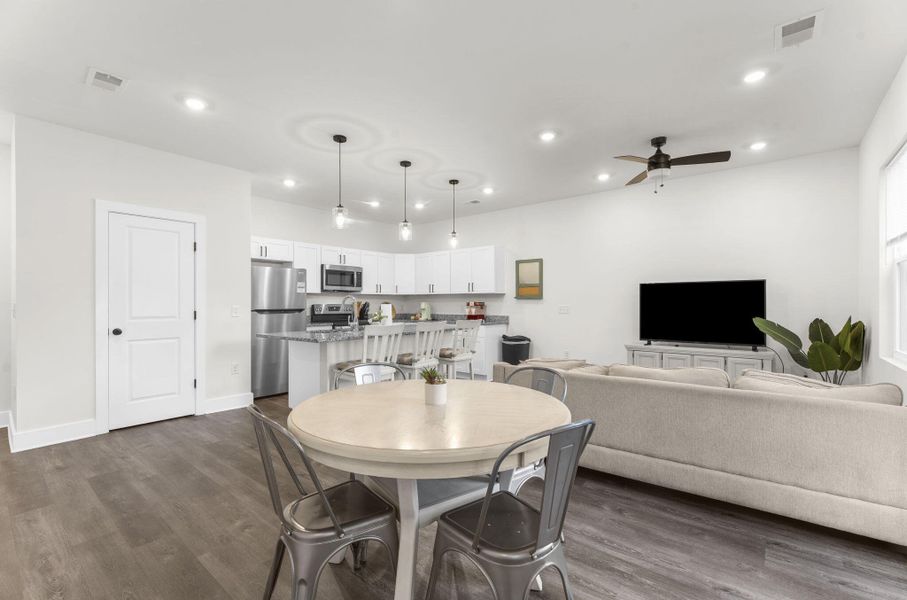 Furnished interior view inside a new home in , Hanahan (Image 13).