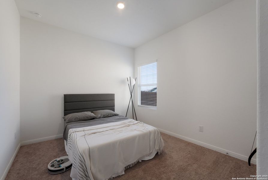Furnished interior view inside a new home in Navarro Ranch: Coastline Collection, Seguin (Image 14). Furnished interior view inside a new home in Navarro Ranch: Coastline Collection, Seguin (Image 14).