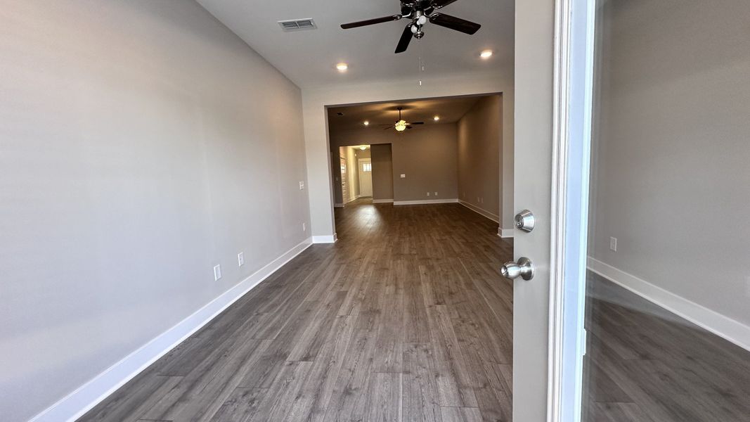 Spacious, unfurnished interior of a new home in Veterans Cove, Murfreesboro (Image 32). Spacious, unfurnished interior of a new home in Veterans Cove, Murfreesboro (Image 32).