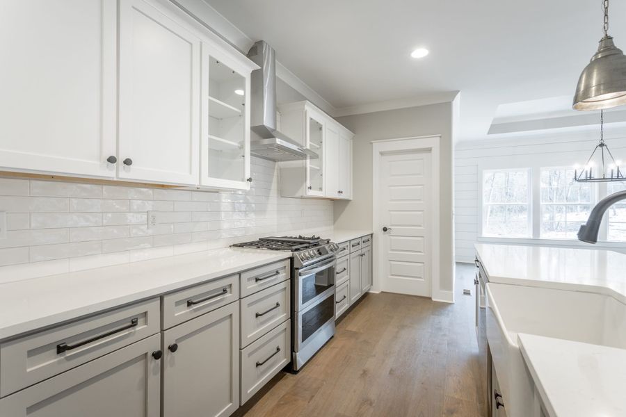 Representative furnished interior of a home built from the Farmview by Riverstone Construction, LLC in River Gorge Ranch, River Gorge Ranch (Image 11).