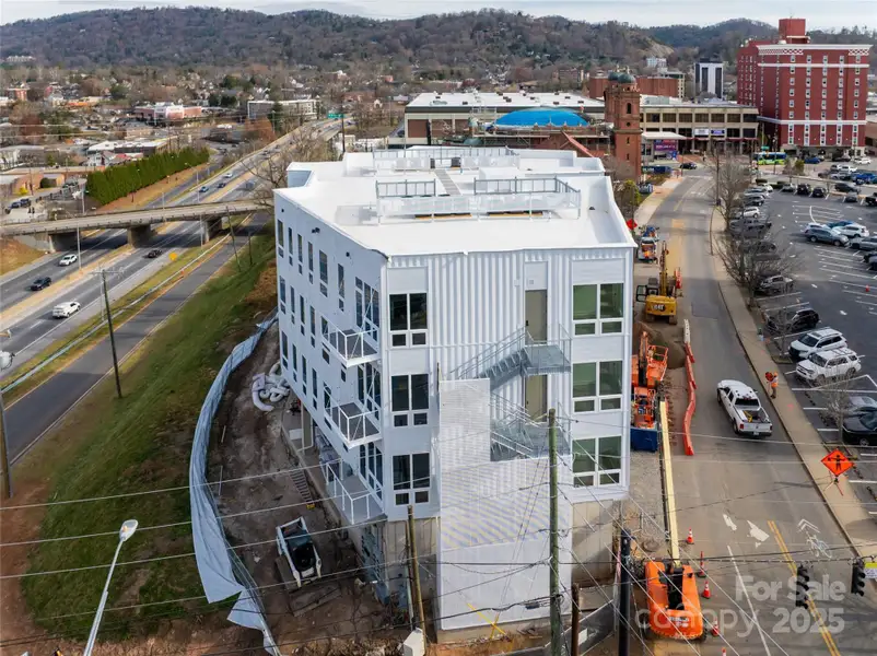 Condo located in Asheville, NC showcasing its design and architecture (Image 21).