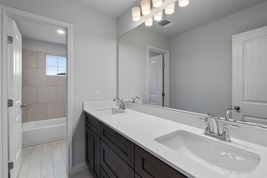 Furnished interior view inside a new home in Morningstar, Georgetown (Image 5).