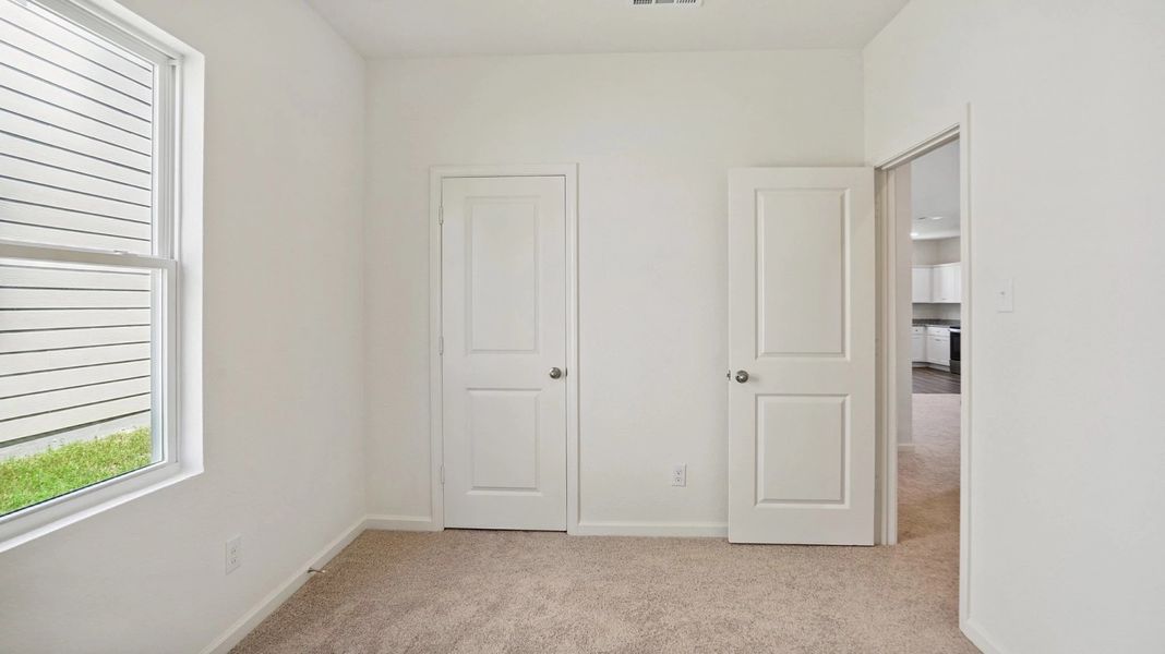 Representative unfurnished interior of a home built from the Atlantis by Starlight Homes in Stonebrooke, Conroe (Image 16). Representative unfurnished interior of a home built from the Atlantis by Starlight Homes in Stonebrooke, Conroe (Image 16).