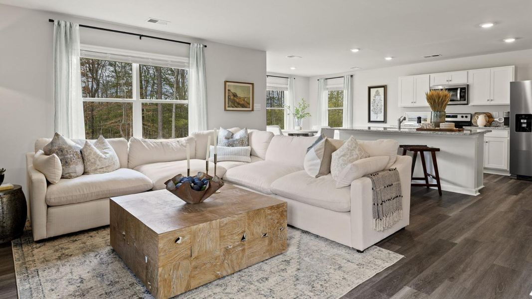 Furnished interior view inside a new home in Tooley Harbor, Elizabeth City (Image 5).