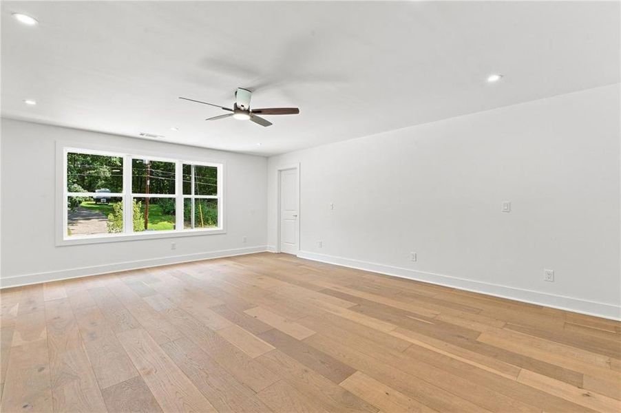 Spacious, unfurnished interior of a new home in , Sugar Hill (Image 23).