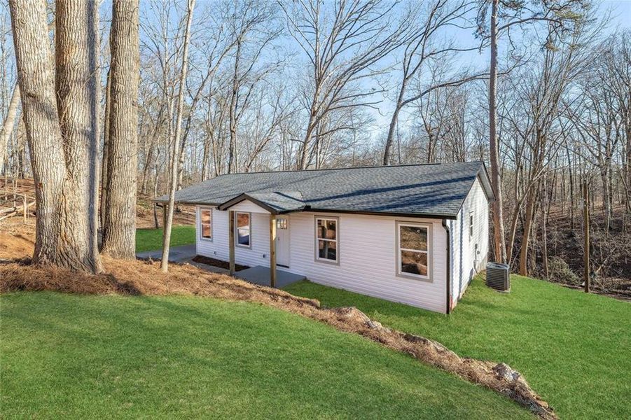 Exterior details and patio area of a home in , Gainesville (Image 17).