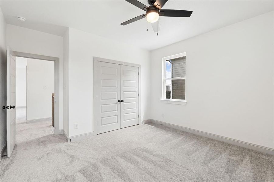 Spacious, unfurnished interior of a new home in Hills of Lake Country, Fort Worth (Image 27).