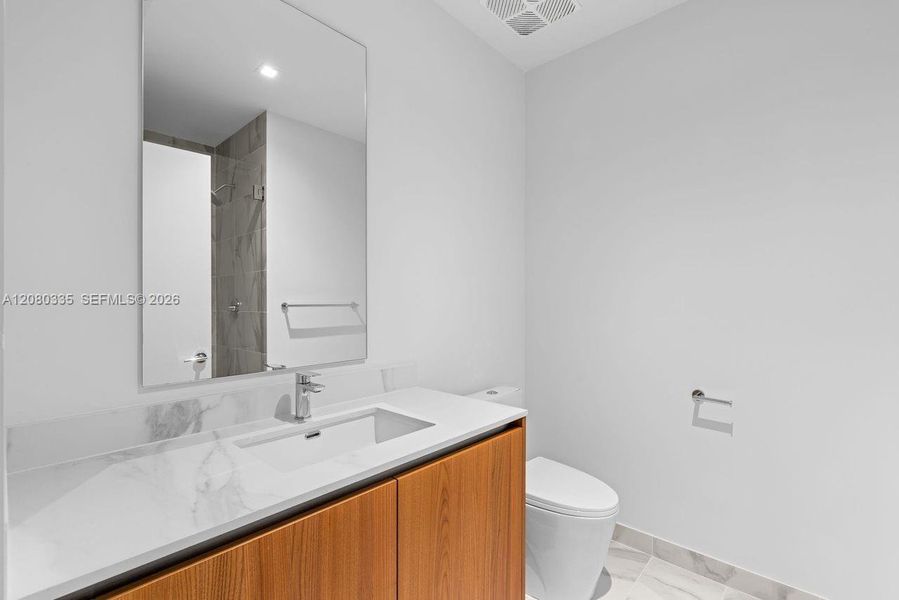 Image 10 of a home in .