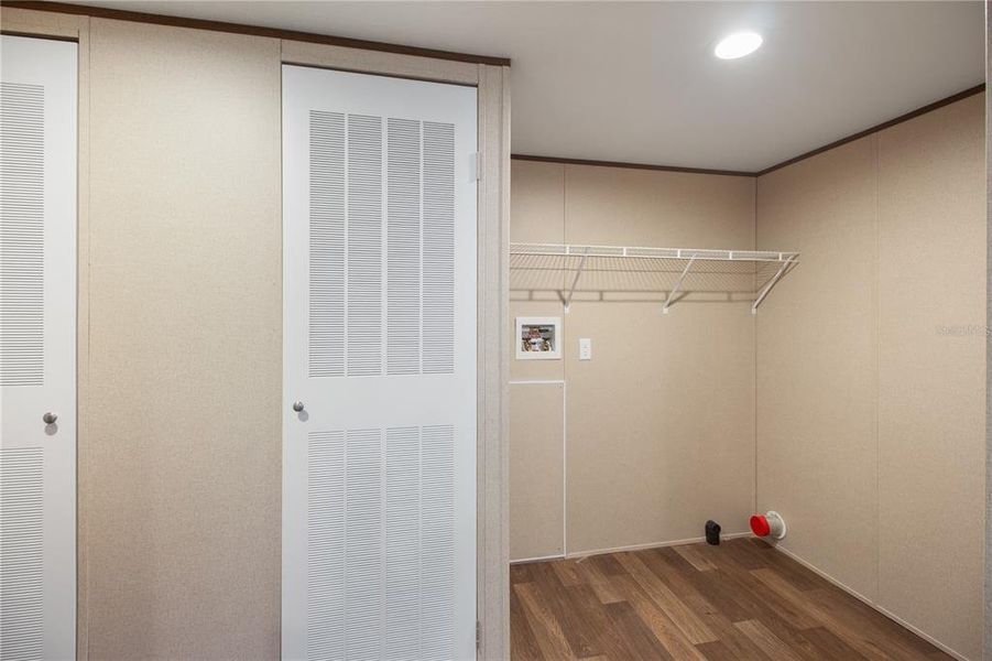 Spacious, unfurnished interior of a new home in , Hudson (Image 8).