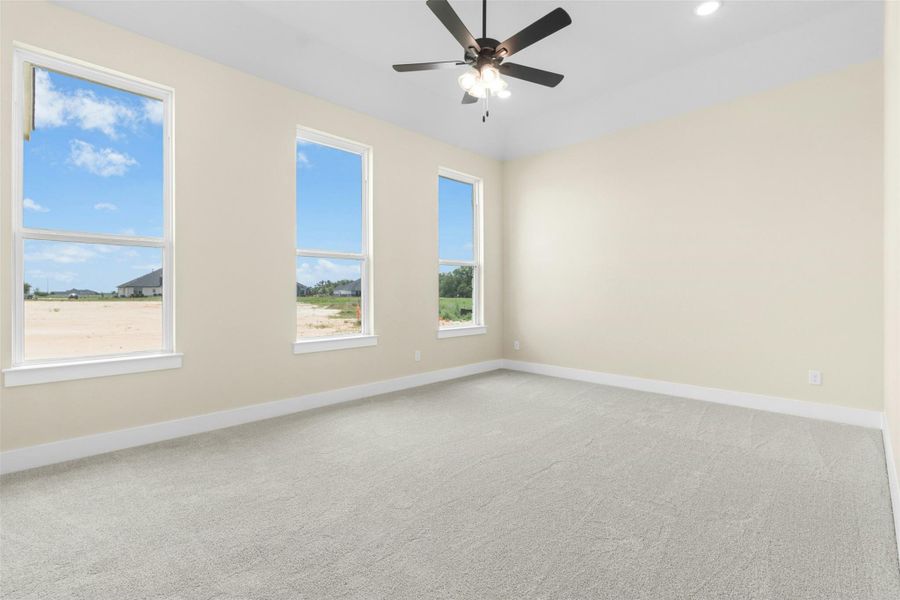 Spacious, unfurnished interior of a new home in Leander Estates, Leander (Image 20).