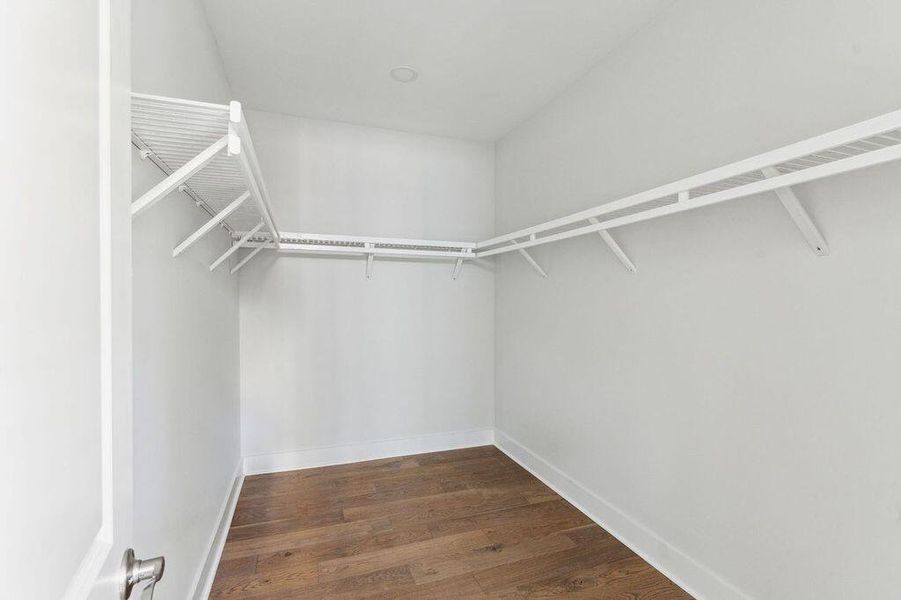 Spacious, unfurnished interior of a new home in Kings River Preserve, Hollywood (Image 36). Spacious, unfurnished interior of a new home in Kings River Preserve, Hollywood (Image 36).