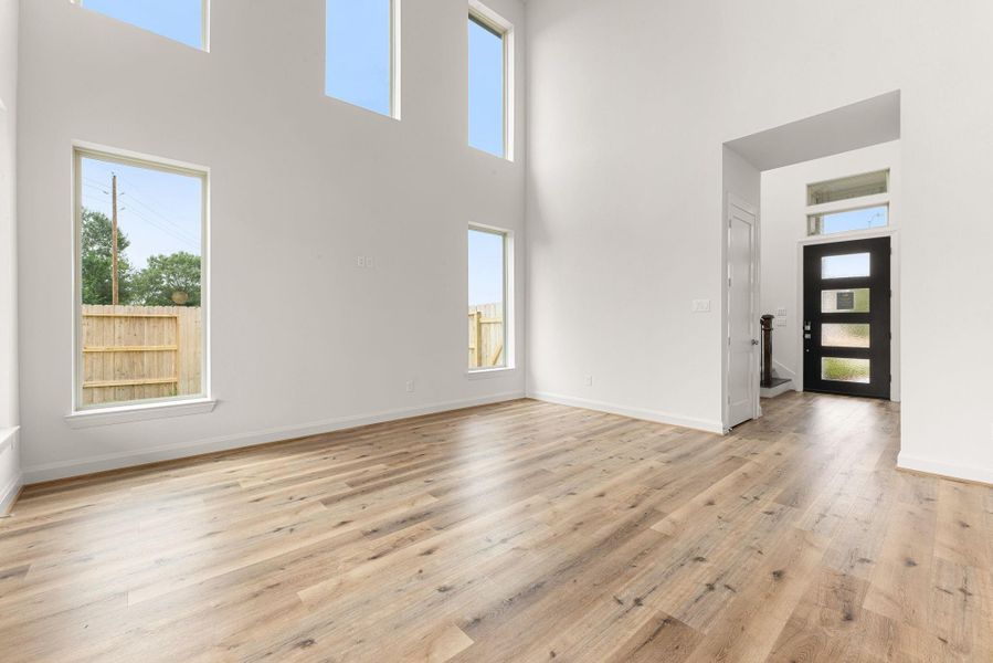 Spacious, unfurnished interior of a new home in , Sealy (Image 18).
