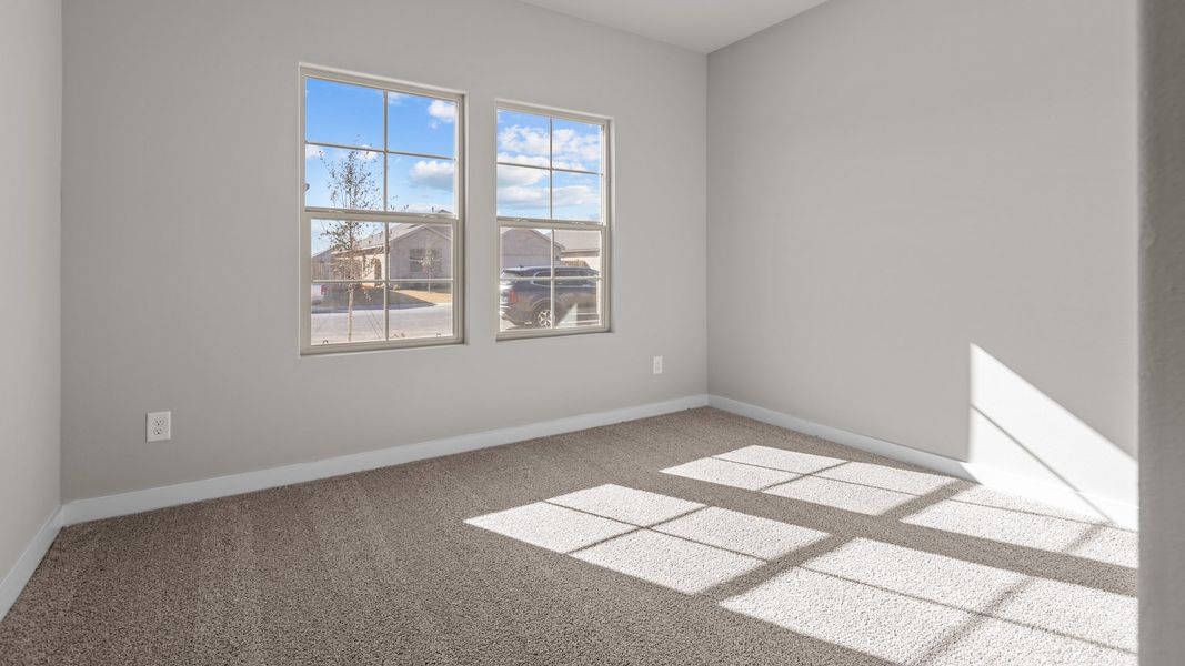 Representative unfurnished interior of a home built from the NAPLES by D.R. Horton in Homestead at Parks Bell Ranch, Odessa (Image 15).