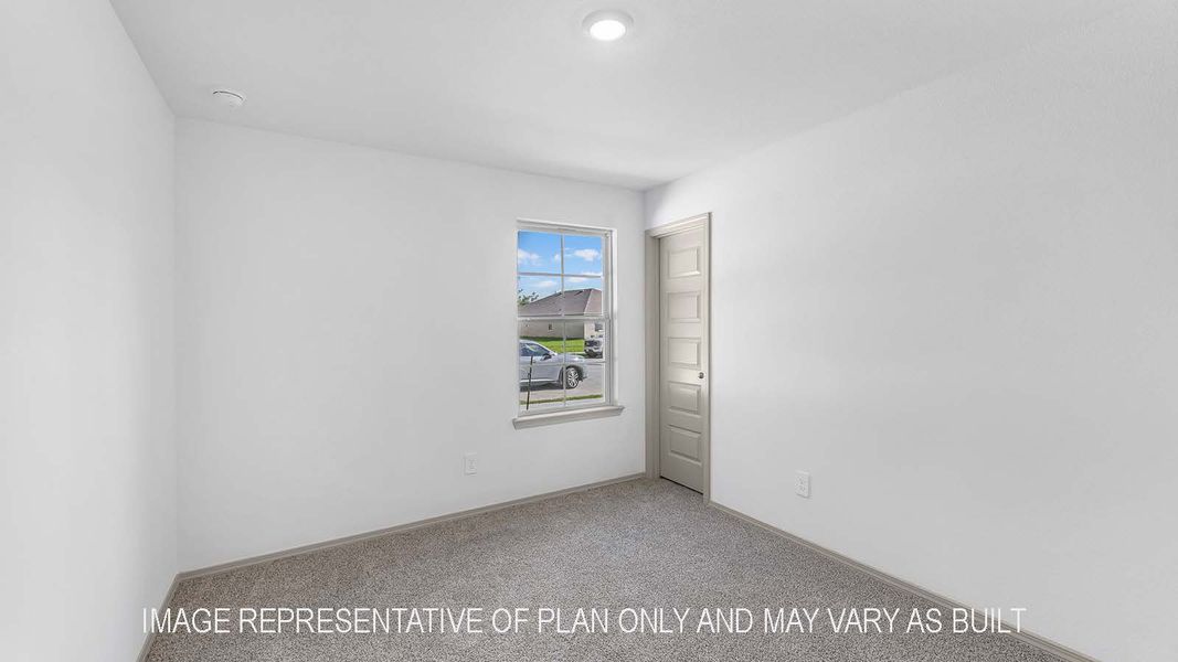 Spacious, unfurnished interior of a new home in Reserve at Mallard Lakes, Orange (Image 19).