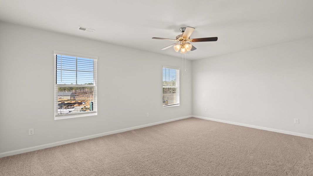 Spacious, unfurnished interior of a new home in The Abbey at Trolley Run Station, Aiken (Image 18).