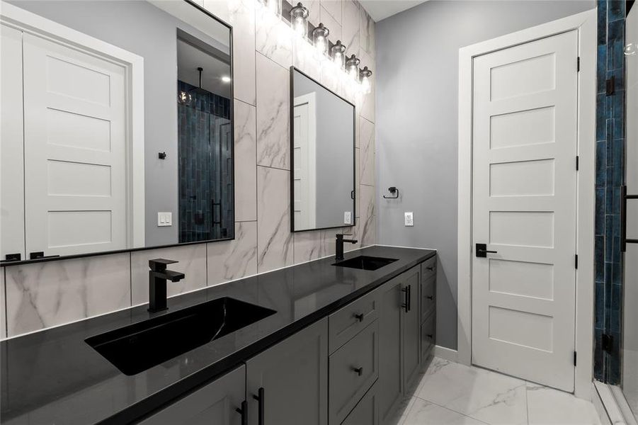 Second Primary Ensuite Bathroom