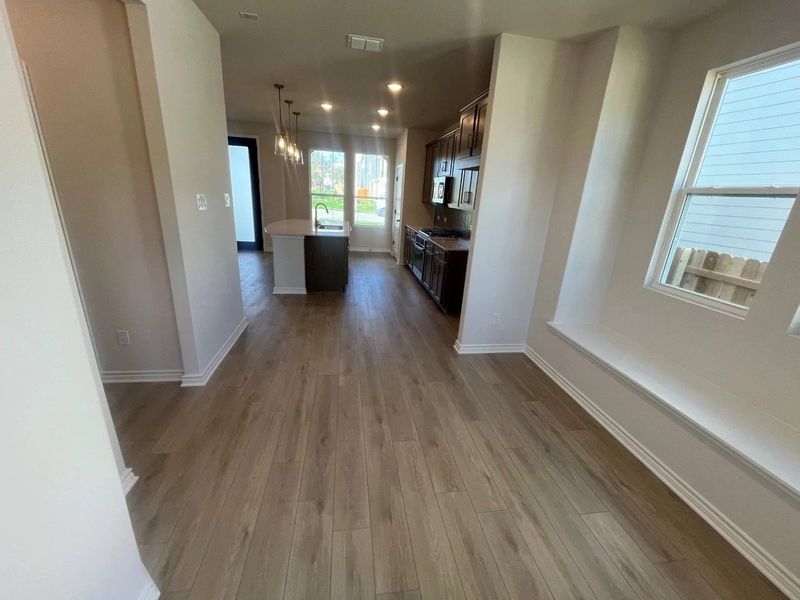 Spacious, unfurnished interior of a new home in Lariat, Liberty Hill (Image 15).