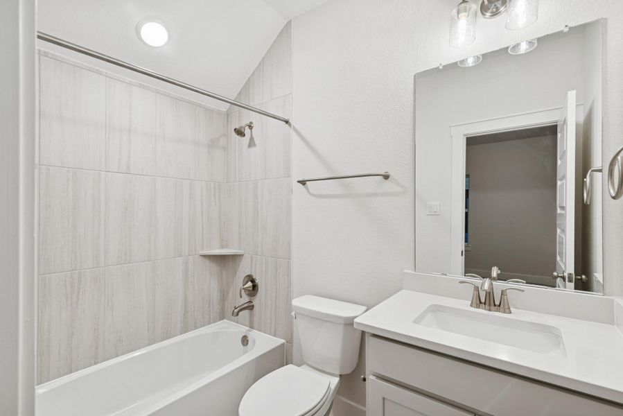 Furnished interior view inside a new home in , Katy (Image 12).