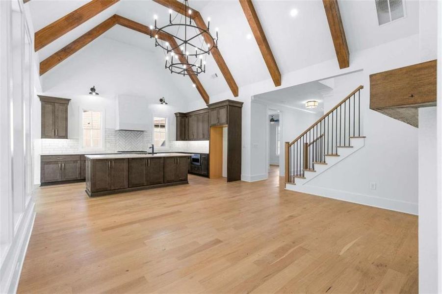 Spacious, unfurnished interior of a new home in , Peachtree City (Image 16).