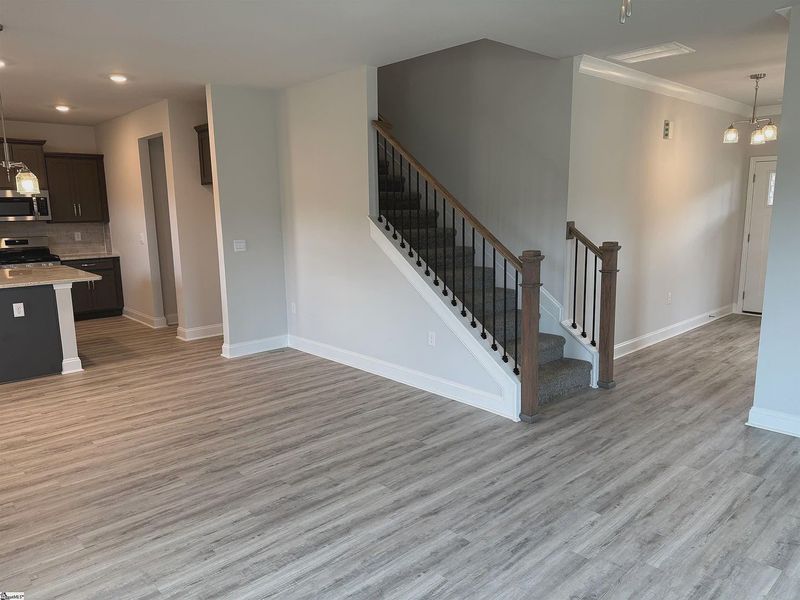 Spacious, unfurnished interior of a new home in Bracken Woods, Piedmont (Image 21).