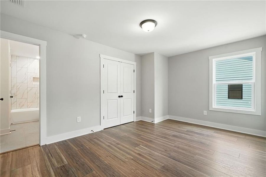 Spacious, unfurnished interior of a new home in , Cartersville (Image 11). Spacious, unfurnished interior of a new home in , Cartersville (Image 11).