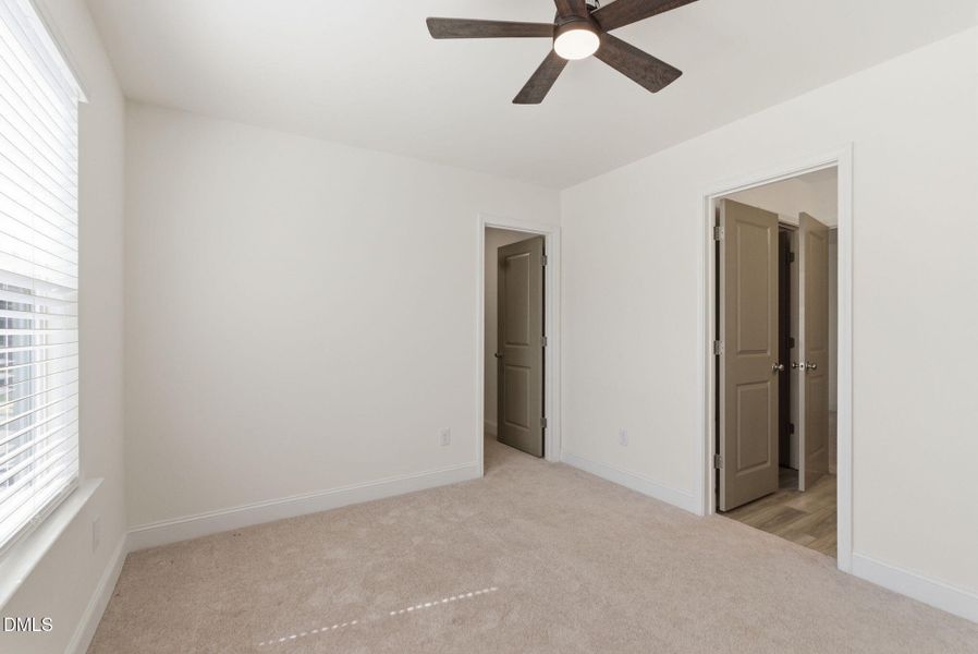 202 Burford Way-53