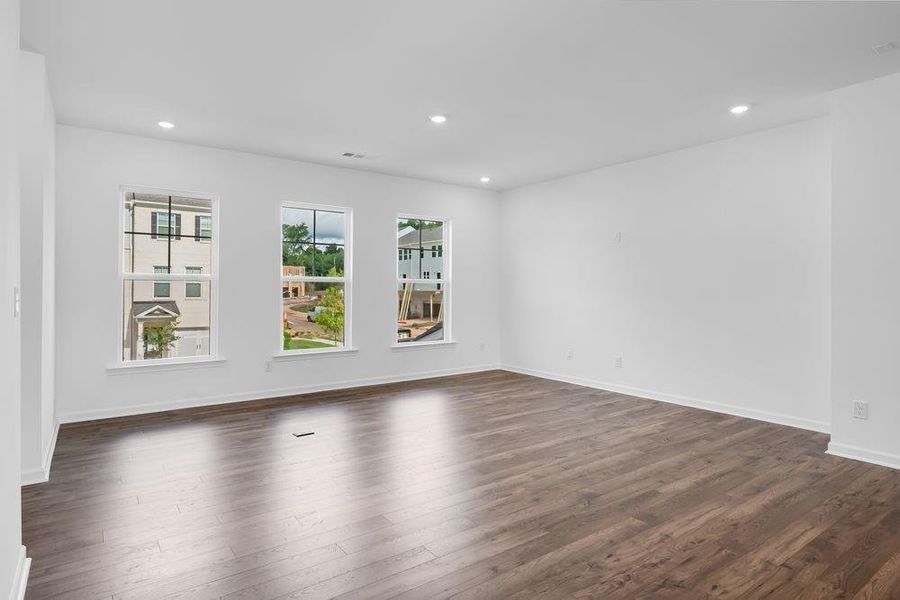 Image 38 of a home in Somerset at Veterans Memorial.