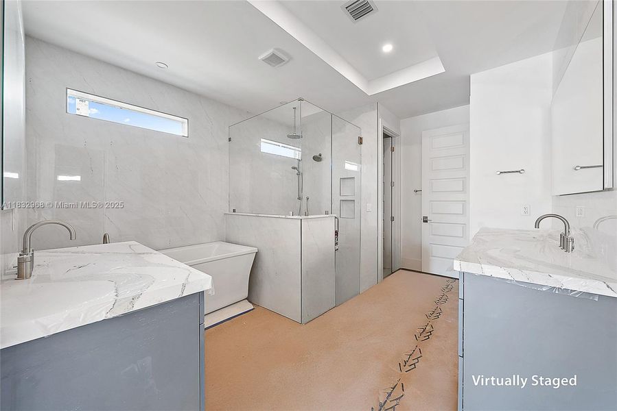 Spacious, unfurnished interior of a new home in Bridgewater, Jupiter (Image 17). Spacious, unfurnished interior of a new home in Bridgewater, Jupiter (Image 17).