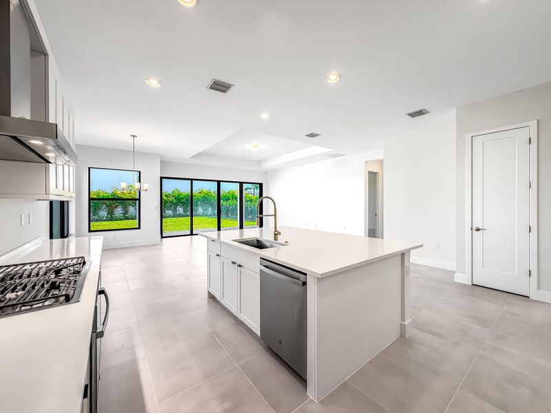 34-web-or-mls-JOY06495