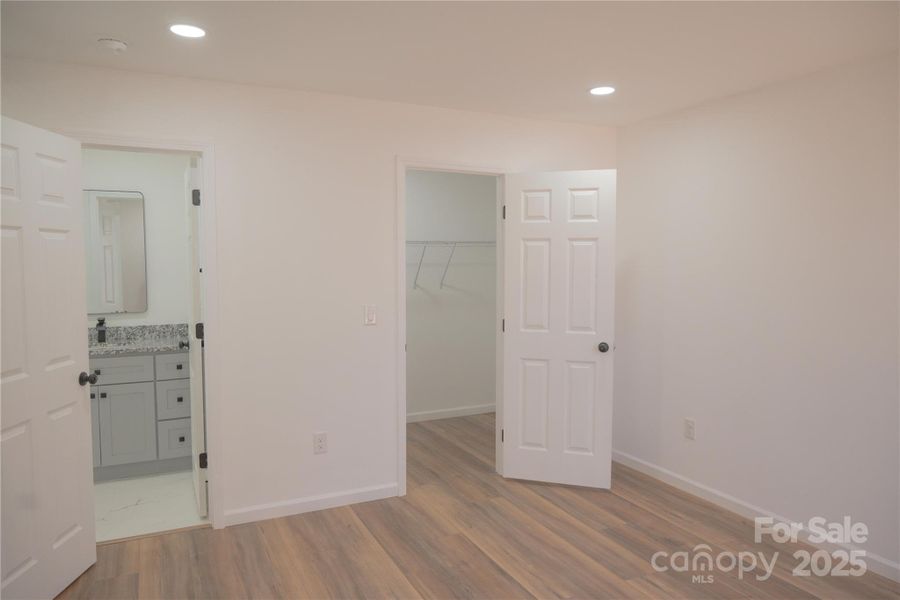 Spacious, unfurnished interior of a new home in , Forest City (Image 26). Spacious, unfurnished interior of a new home in , Forest City (Image 26).