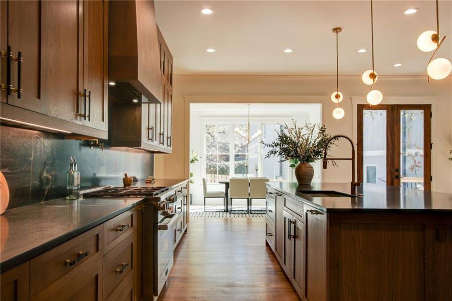Furnished interior view inside a new home in , Atlanta (Image 7).