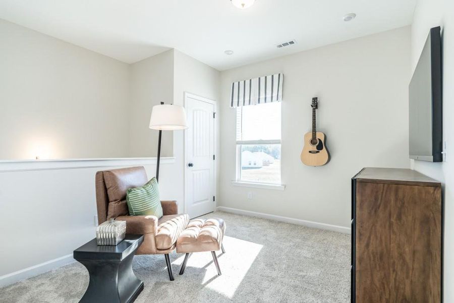 Furnished interior view inside a new home in Duncan Farm, Cartersville (Image 9).