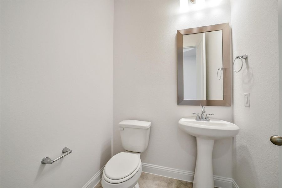 Furnished interior view inside a new home in Sienna 40', Missouri City (Image 16). Furnished interior view inside a new home in Sienna 40', Missouri City (Image 16).