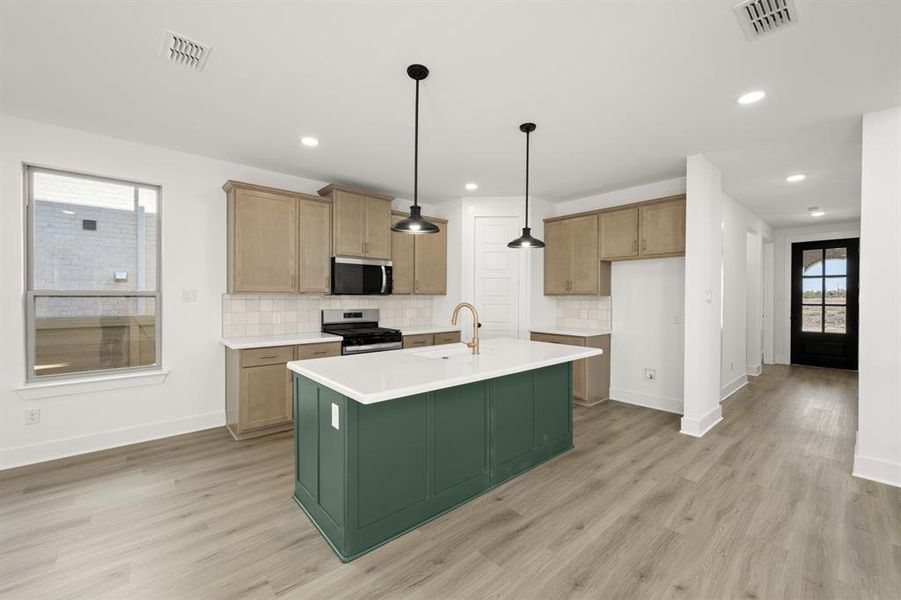 5_8821 Acorn- Kitchen-2