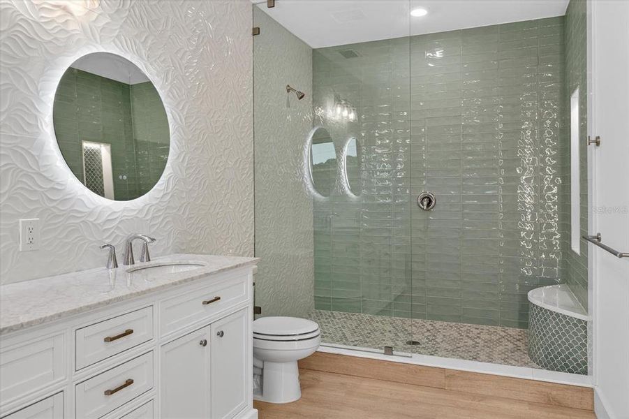 Furnished interior view inside a new home in , Tarpon Springs (Image 9).