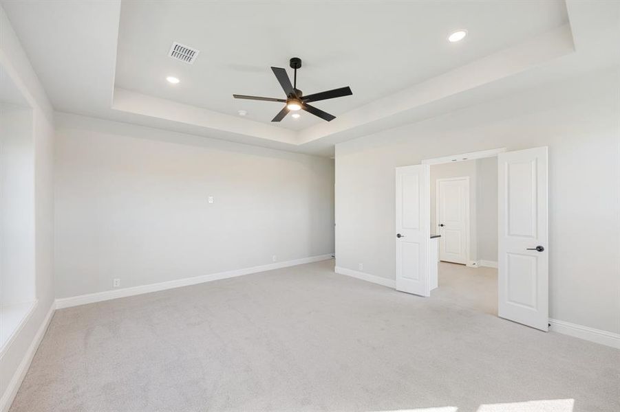 Spacious, unfurnished interior of a new home in Parks at Panchasarp Farms 55-60, Burleson (Image 21).
